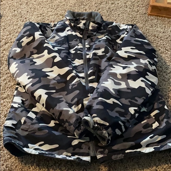 Cabela's Other - Cabelas youth L reversible jacket